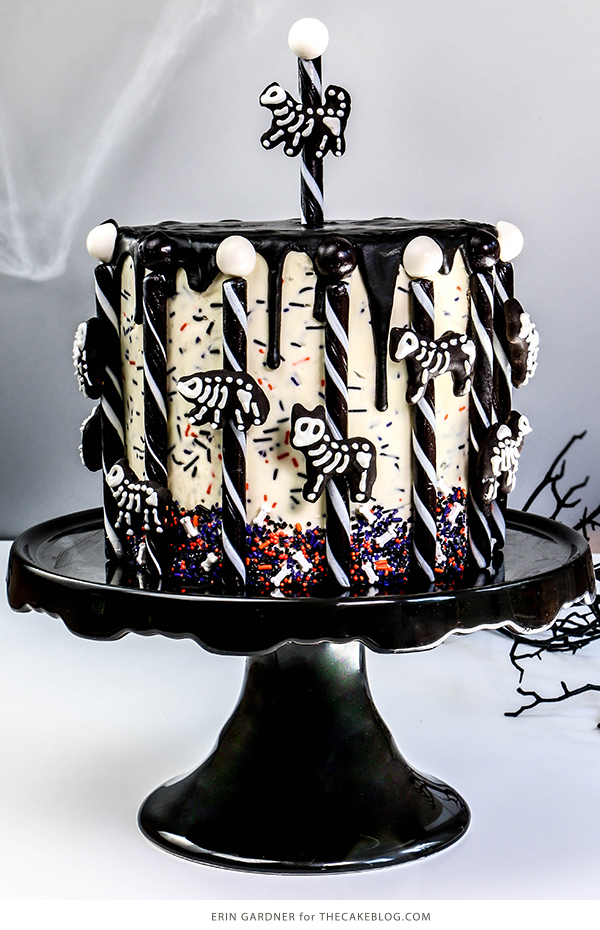 Animal Skeleton Cake made with animal crackers | by Erin Gardner for TheCakeBlog.com