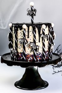 Animal Skeleton Cake made with animal crackers | by Erin Gardner for TheCakeBlog.com