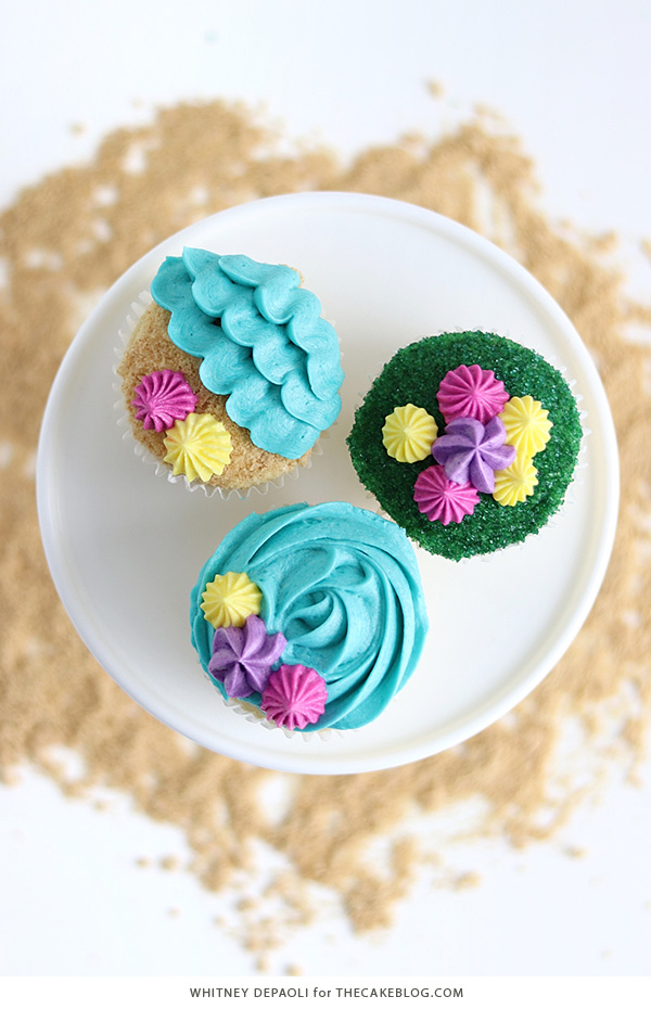 Beach Cupcakes | by Whitney DePaoli for TheCakeBlog.com