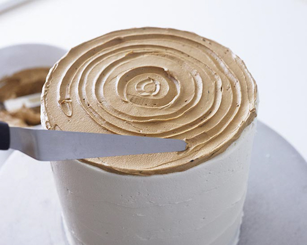 Birch Log Cake! Learn how to make this wintry, birch cake that looks just like a natural birch branch | by Cakegirls for TheCakeBlog.com