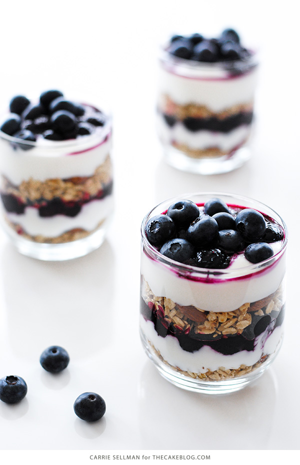 Roasted Blueberry Breakfast Parfaits with layers of roasted blueberries, granola and honey yogurt | by Carrie Sellman for TheCakeBlog.com