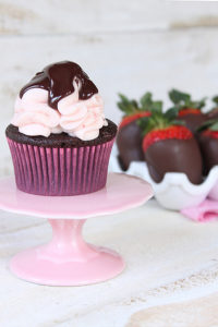 Chocolate Covered Strawberry Cupcakes | by Lauren Kapeluck for TheCakeBlog.com
