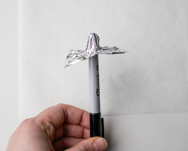 Chocolate Daffodils - how to make a chocolate flower cake, featuring chocolate daffodils | by Erin Gardner for TheCakeBlog.com