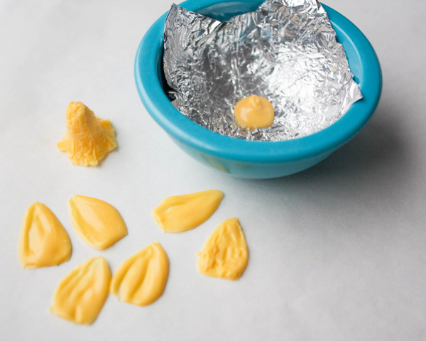 Chocolate Daffodils - how to make a chocolate flower cake, featuring chocolate daffodils | by Erin Gardner for TheCakeBlog.com