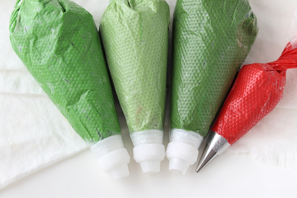 Christmas Wreath Cupcakes | by Whitney DePaoli for TheCakeBlog.com