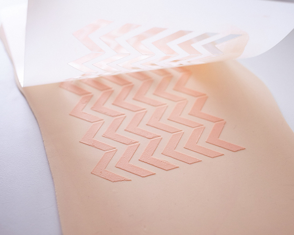 Mini Easter Egg Cakes | by Cakegirls for TheCakeBlog.com