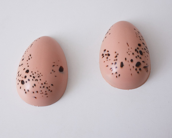 Easter Nest Cake - how to make a nest cake with roasted coconut and chocolate eggs for Easter dessert | by Cakegirls for TheCakeBlog.com