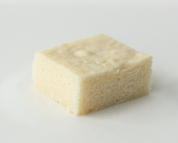 Egg Free Baking | Egg substitutions and alternatives | by Summer Stone for TheCakeBlog.com