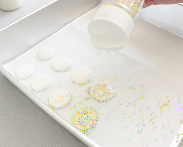 How to make Flower Cookies | by ellenJAY for TheCakeBlog.com