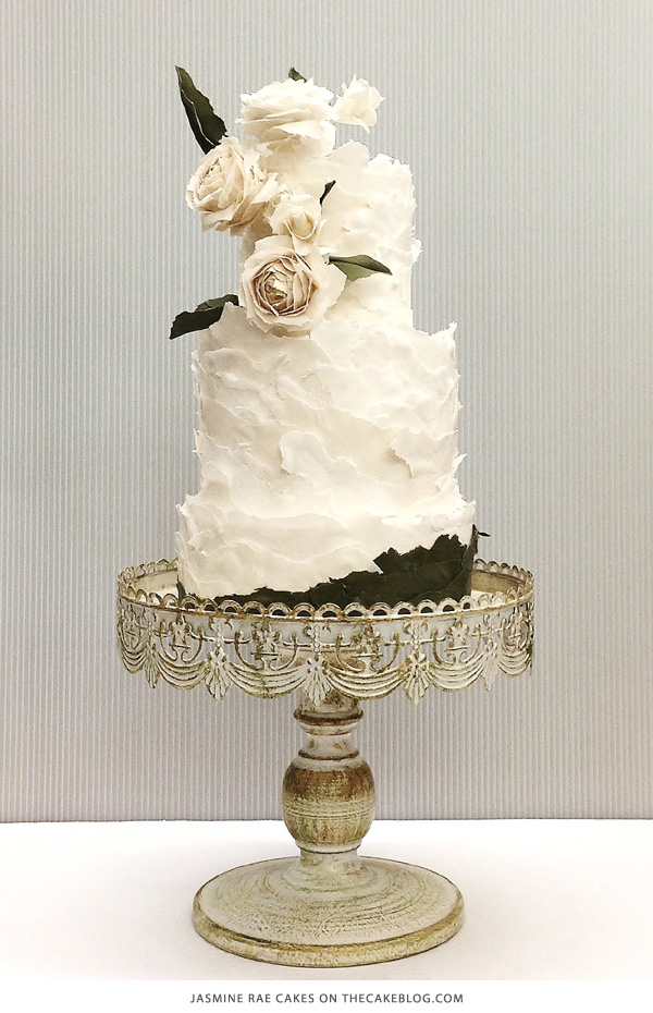 10 Gorgeously Green Cakes | including this design by Jasmine Rae Cakes | on TheCakeBlog.com