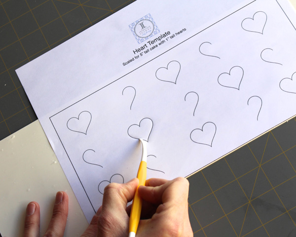 How to make a heart cutout cake | by Rachael Teufel for TheCakeBlog.com