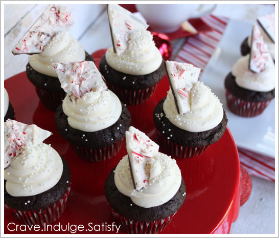 Peppermint Hot Chocolate Cupcakes Peppermint Hot Chocolate Cupcakes