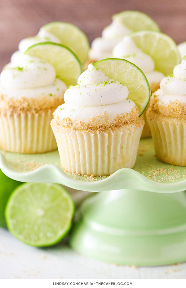 Key Lime Cupcakes - light, fluffy cupcakes full of key lime flavor! With lime juice and zest, topped with a tangy sweet lime frosting and graham cracker crumbs | by Lindsay Conchar for TheCakeBlog.com