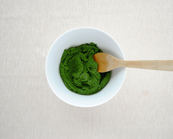 Cookie Moss Cake | how to make edible moss from sugar cookie dough | by Carrie Sellman for TheCakeBlog.com