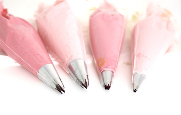 Piped Hearts Valentine's Cake | by Whitney DePaoli for TheCakeBlog.com