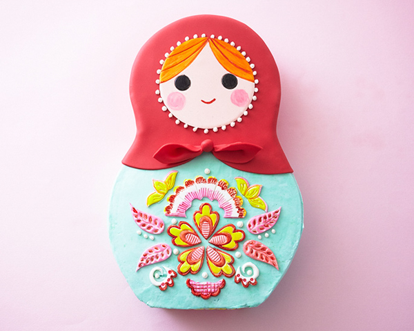 How to make a Russian nesting doll cake | by Cakegirls for TheCakeBlog.com