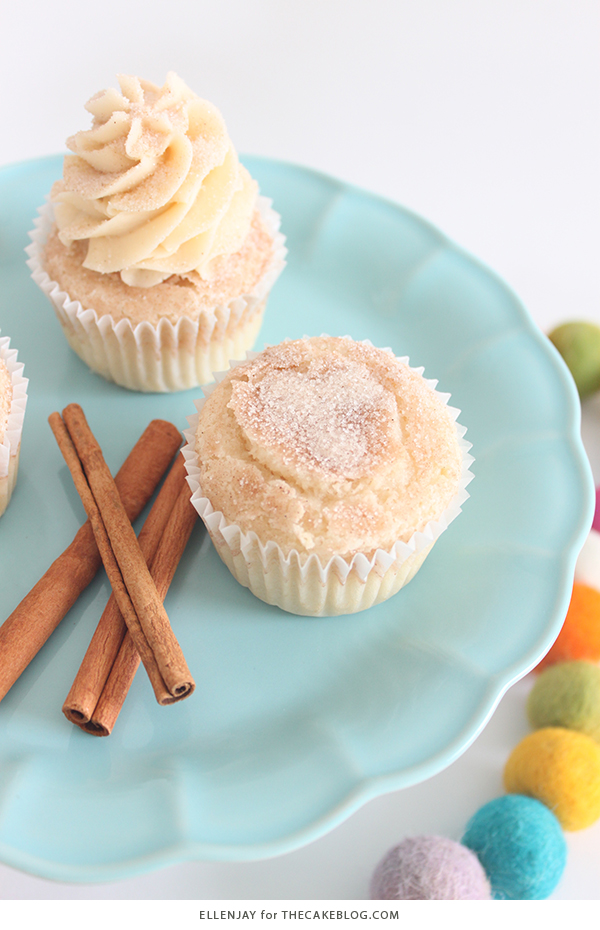 Snickerdoodle Cupcakes - cinnamon sugar cupcakes topped with delicious brown sugar buttercream. A holiday cupcake recipe inspired by the classic Christmas cookie | by ellenJAY for TheCakeBlog.com