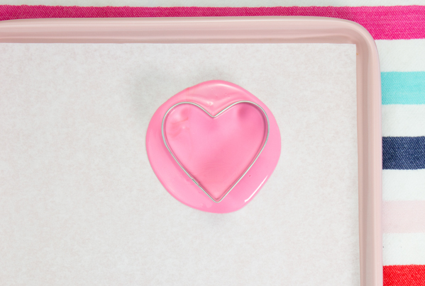 Sprinkle Girl Cake - how to make cute girly face cakes with sprinkles for the hair and chocolate heart sunglasses | by Erin Gardner for TheCakeBlog.com